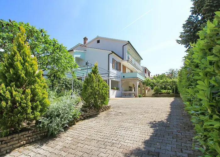 Silvia * ポレッチ